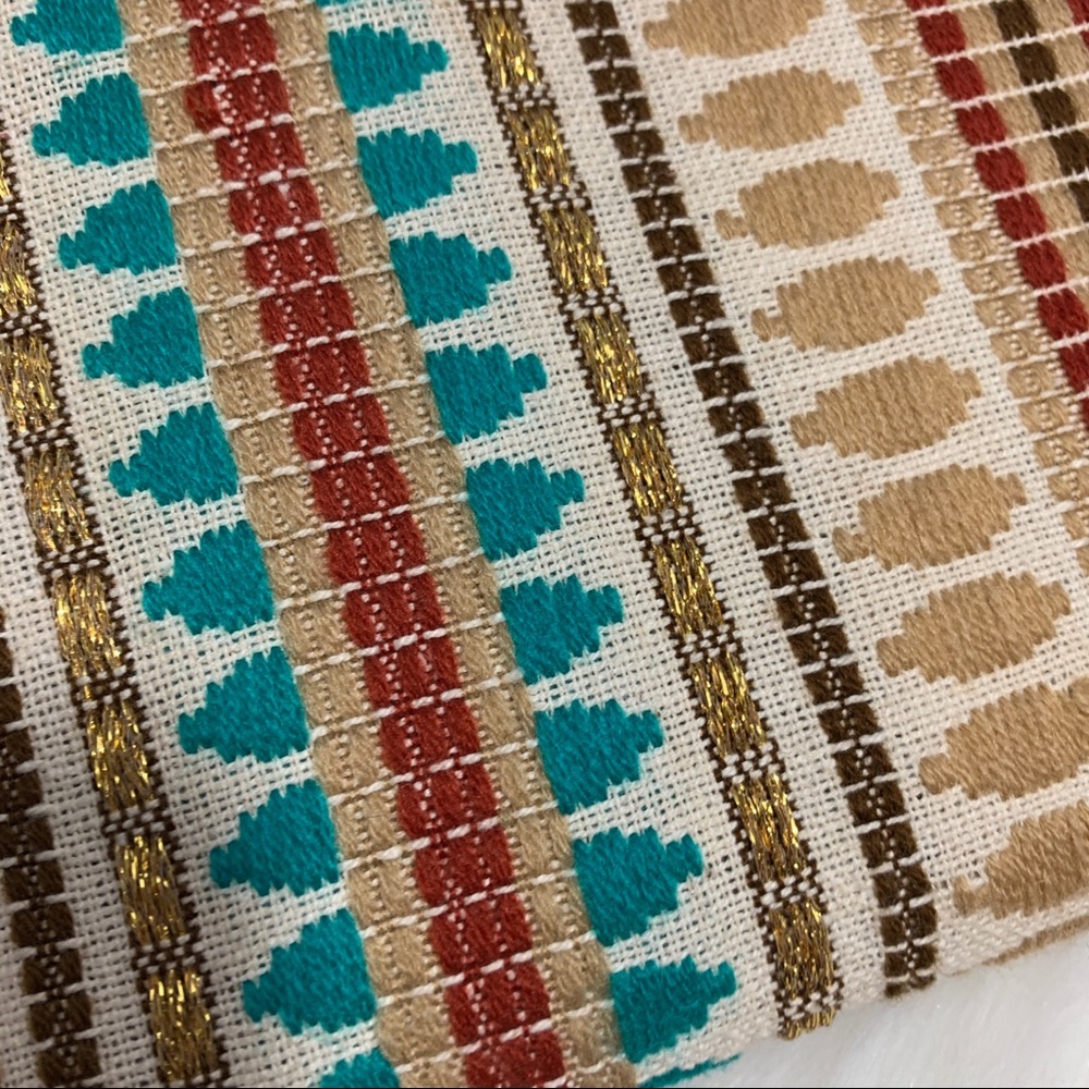 Unique clutch purse is in excellent condition - Picture 9 of 11